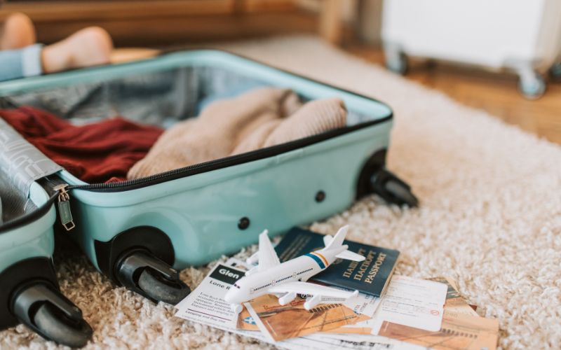 Gli-aspetti-fondamentali-da-controllare-prima-di-chiudere-le-valigie Partire senza pensieri: la guida alla tua protezione in vacanza